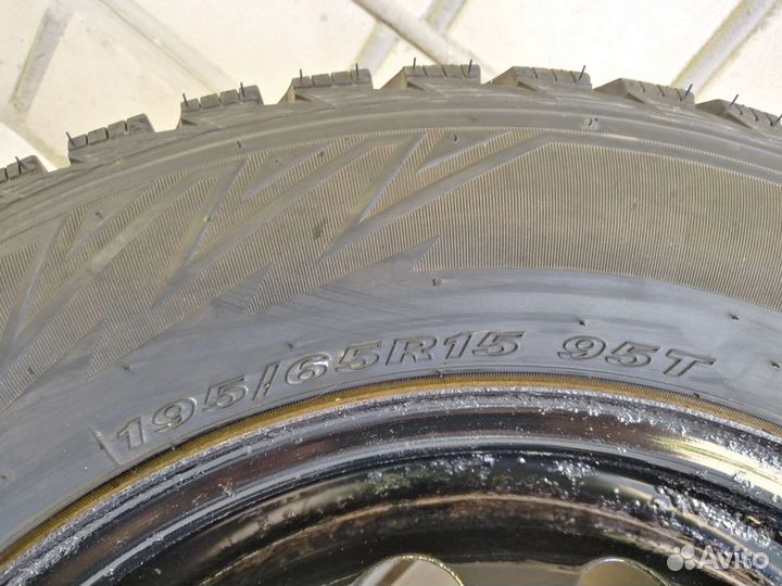 Продаю резину с дисками