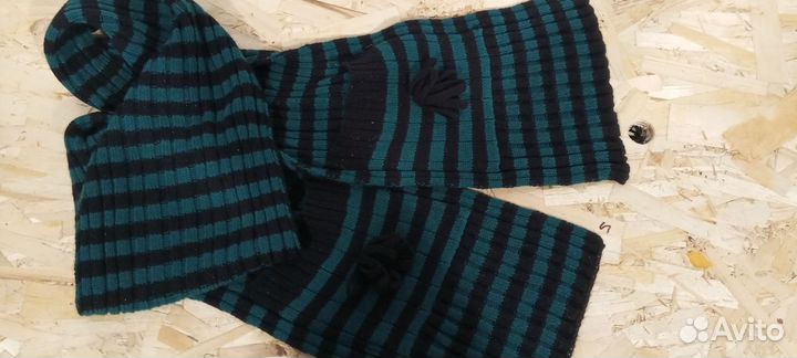 Комплект шапка и шарф женские