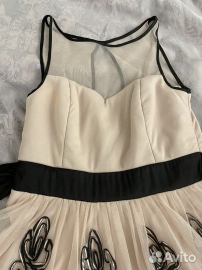 Платье вечернее