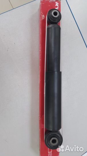 Lexus RX270- Амортизатор задний