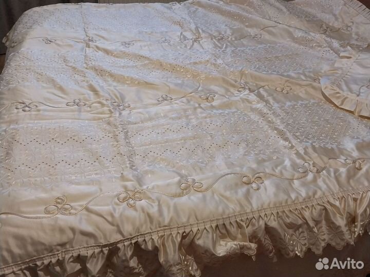 Комплект шторы и покрывало