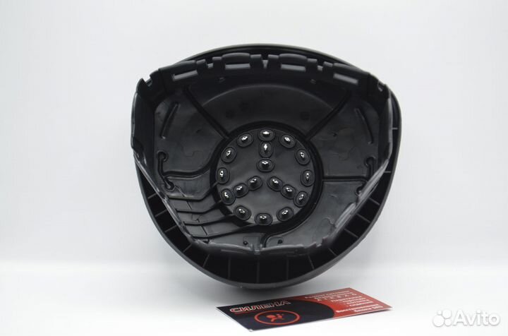 Рулевая накладка Mercedes E (W213)