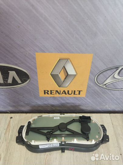 Панель приборов Приборная Щиток Доска Renault loga