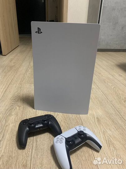 Sony playstation 5 ps5 с дисководом 2 джойстика