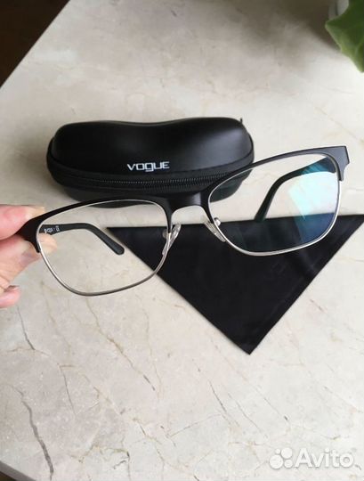 Женские очки Vogue