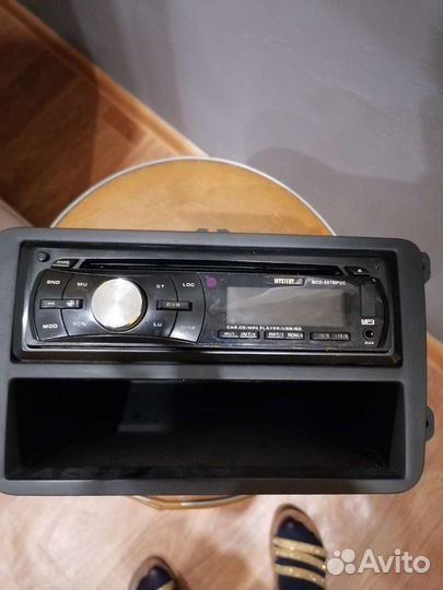 Автомобильный CD/MP3 ресивер