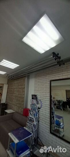 Система крепления фона