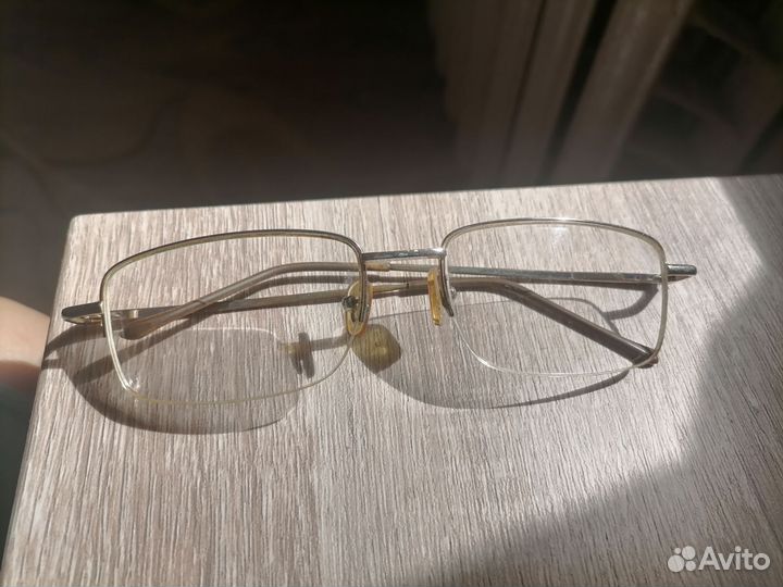 Очки минус 2.25