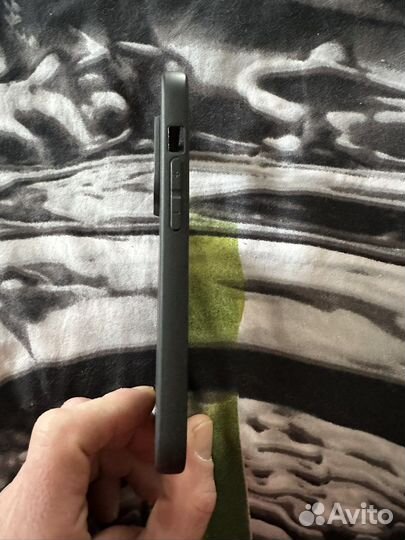 Чехол на iPhone 14 pro