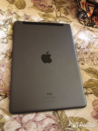 iPad 8 32gb 4G как новый