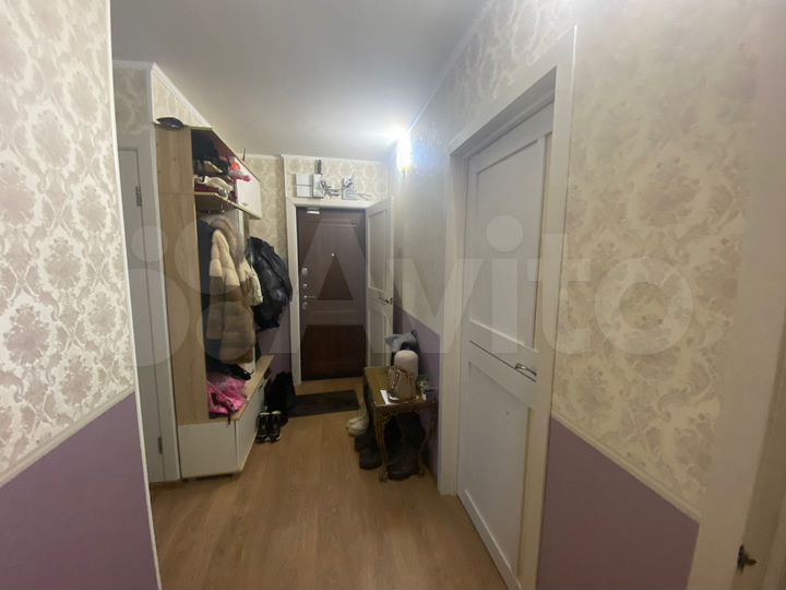 3-к. квартира, 68 м², 2/5 эт.