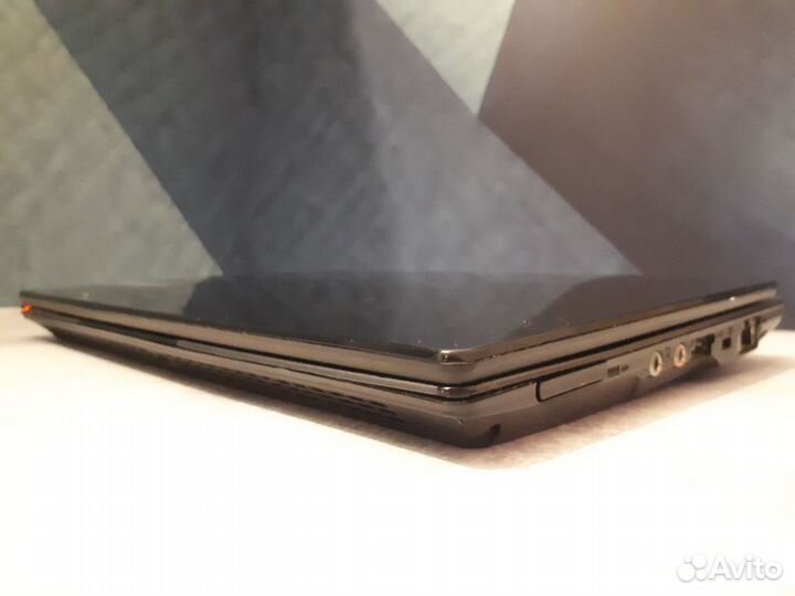 Отличный Packard Bell Pav 80