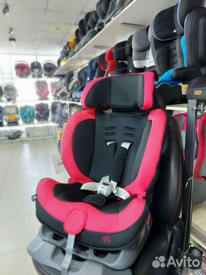 Автокресло Carmate Swing moon9-25кг