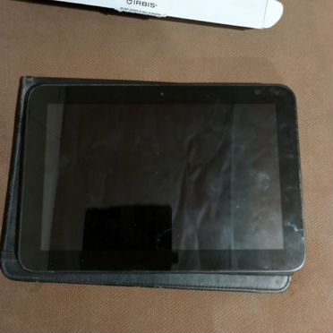 Продам 2 планшета Irbis TZ963 и Explay SQuad 10.01
