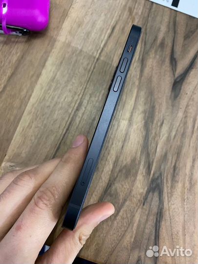 iPhone 12, 64 ГБ