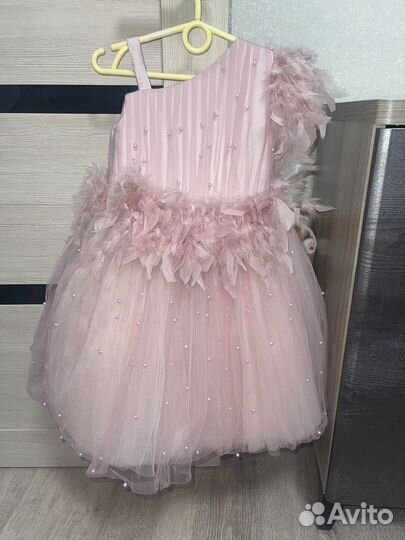 Нарядное платье