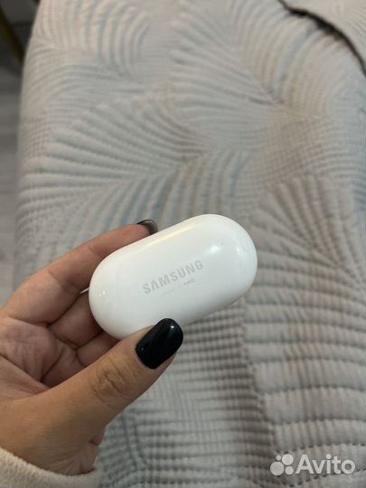 Беспроводные наушники samsung