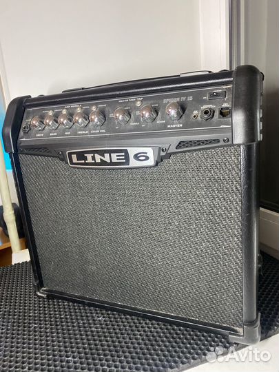 Line 6 Spider IV 15 Вт моделирующий комбоусилитель