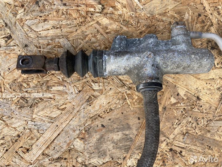 Цилиндр сцепления volkswagen t2 т3