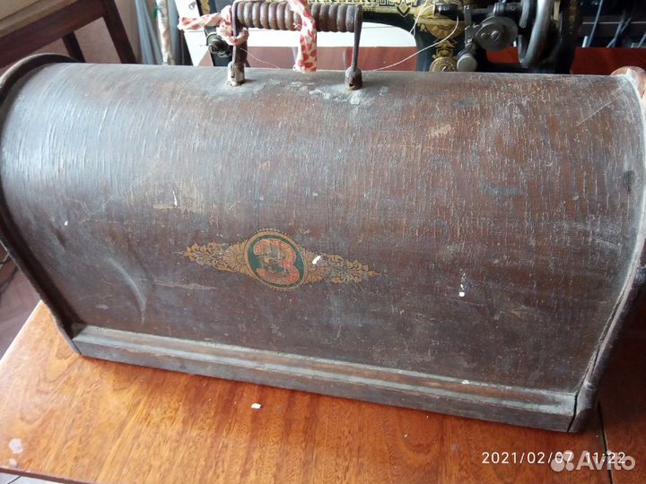 Швейная машинка singer