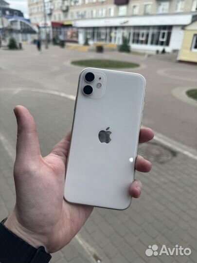 iPhone 11, 64 ГБ