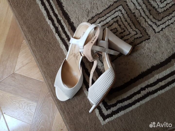Босоножки pierre cardin