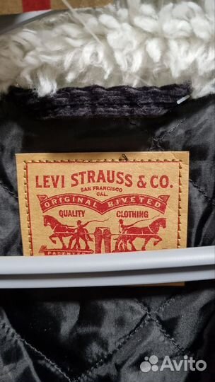 Вельветовая куртка женская