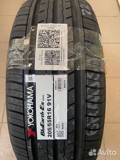 Yokohama Bluearth ES32 205/55 R16 91V