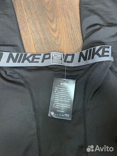 Тайтсы Nike pro