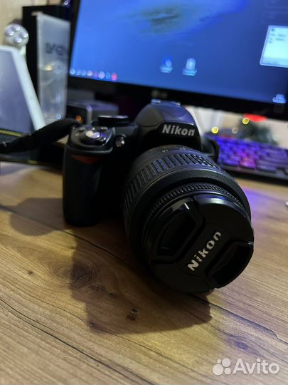 Зеркальный фотоаппарат nikon d3100+объектив