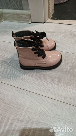Ботинки для девочки демисезонные 22