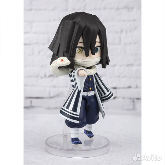 Фигурка Figuarts Mini Demon Slayer Obanai Iguro