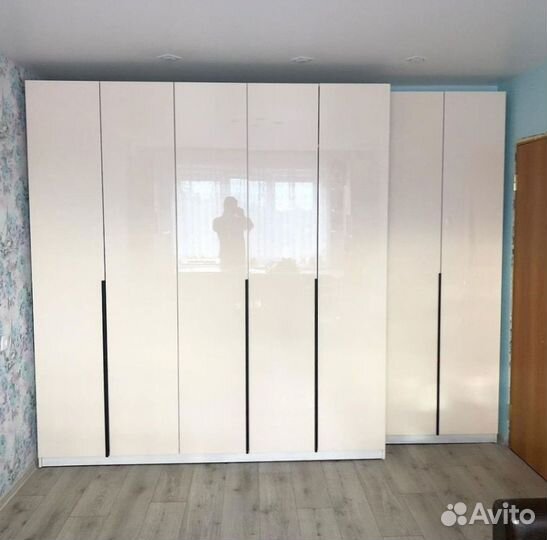 Шкаф белый глянцевый на заказ