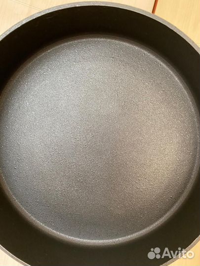 Сковорода 28 см Vitesse