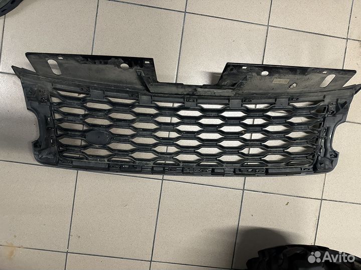Решетка радиатора Land Rover 4 2019