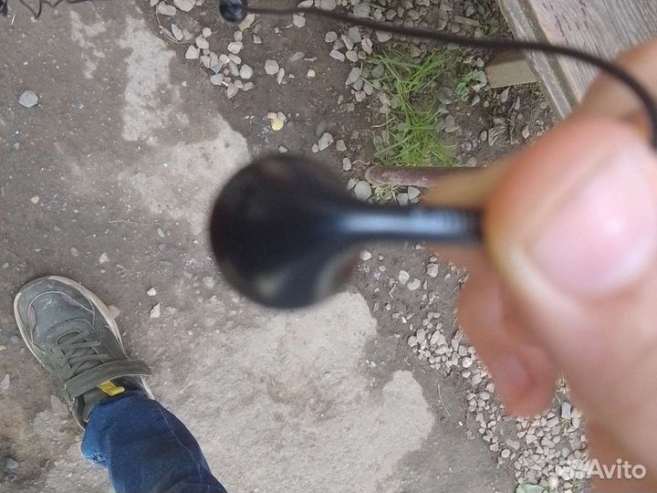 Проводные наушники модель philips