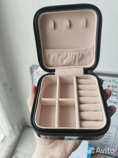 Шкатулка для украшений
