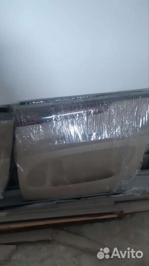 Дверные карты Toyota ipsum