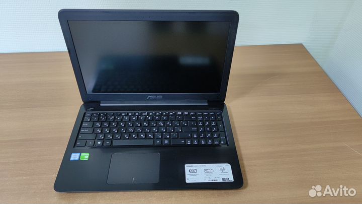 Ноутбук Asus для игр, работы, графики