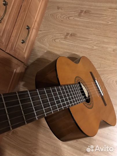 Гитара yamaha c40