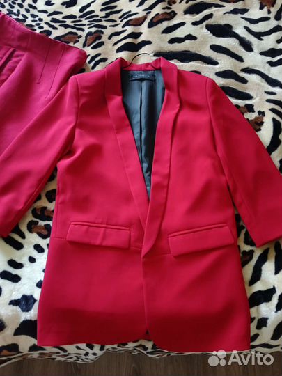 Костюм женский zara