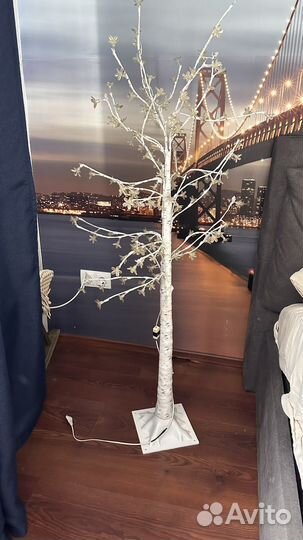 Дерево светящееся