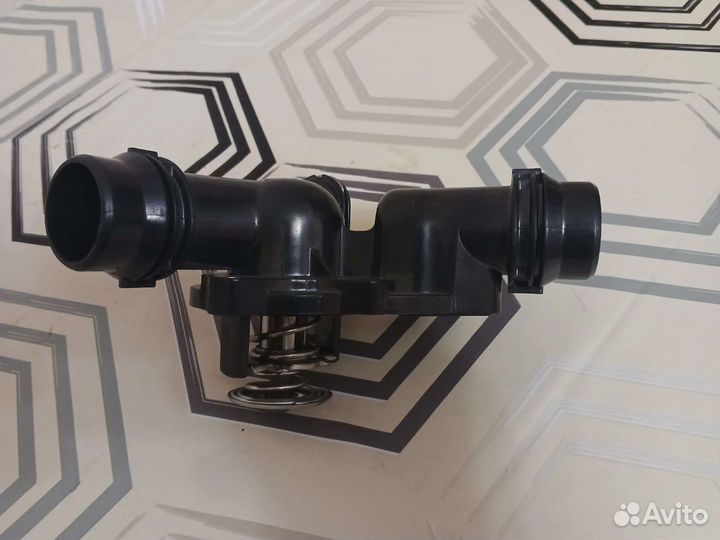 Термостат BMW X5 (E53) (00) /3 (E46) (98) 5 (E39)