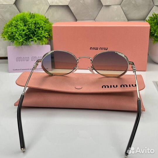 Солнцезащитные очки Miu Miu женские новинка