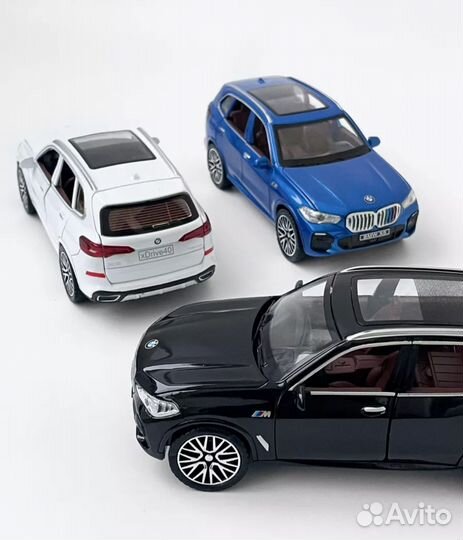 Металлическая машинка BMW X5 1:32