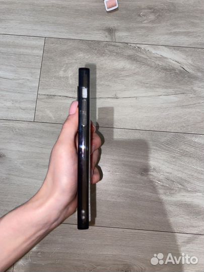 Чехол на iPhone 11