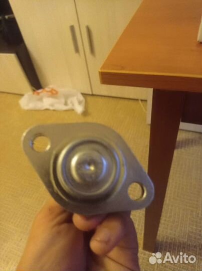 Шаровые опоры ваз 2110, приора. Новые