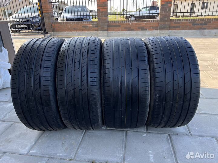 Nexen N'Fera SU1 245/40 R19 и 275/35 R19