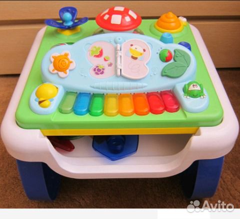 Музыкально-игровой столик chicco