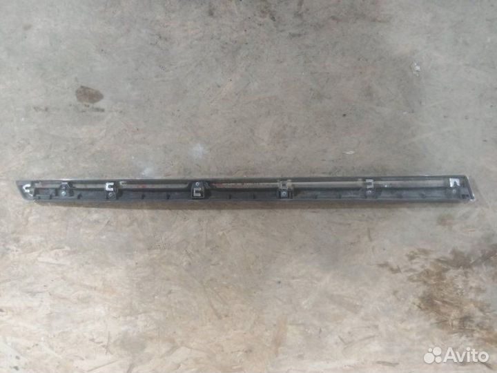 Накладка двери передняя левая Toyota Land Cruiser